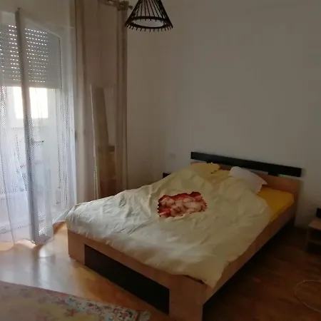 Apartament 2 Studentesc Διαμέρισμα *